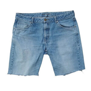 Charles Vogele Denim Jean Cutoffs Light Distressing Comfort Waist Straight  Leg